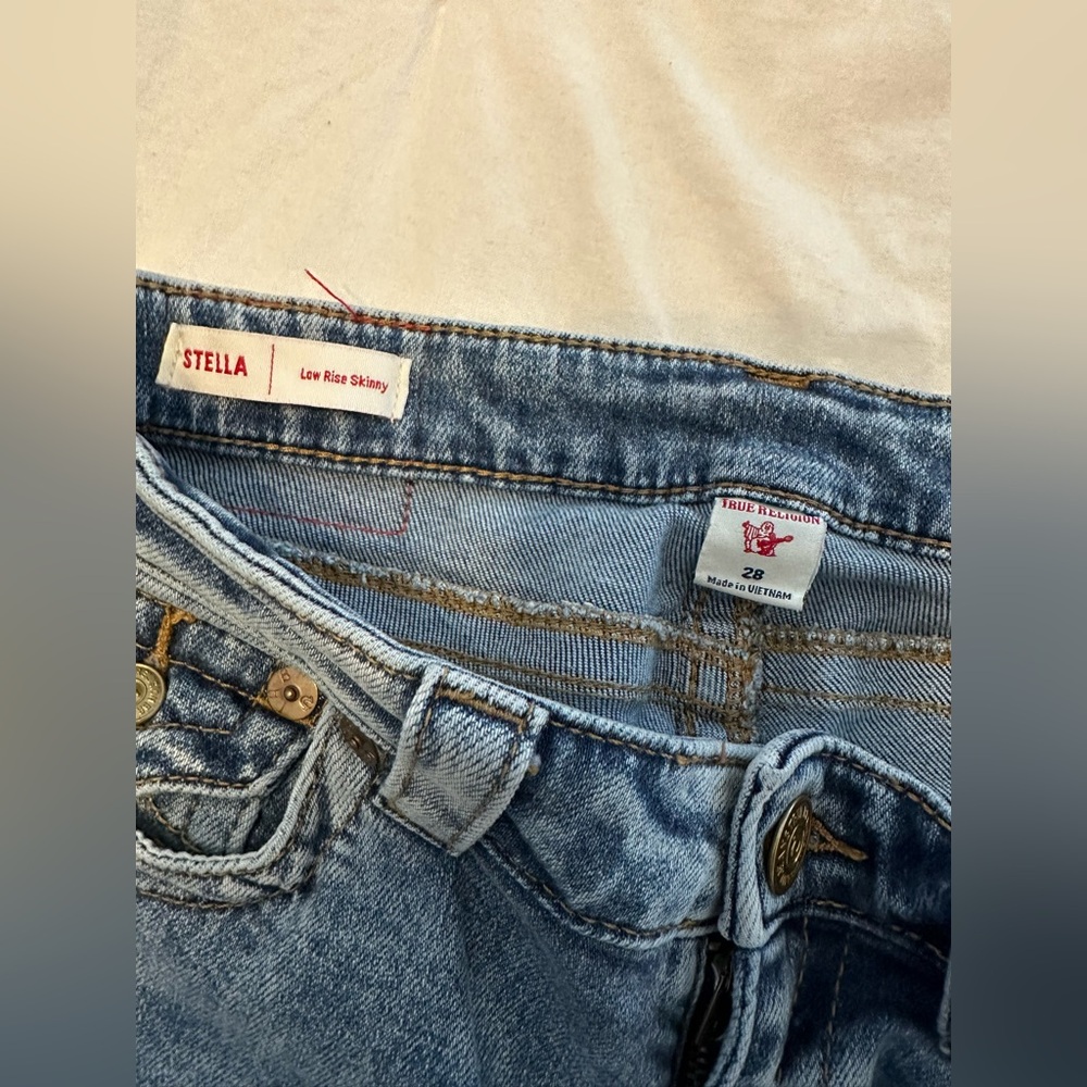 True Religion Women’s Low Rise Skinny Jeans size 28 - Picture 4 of 4